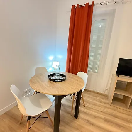 Amira Angely Vauban * Nizza