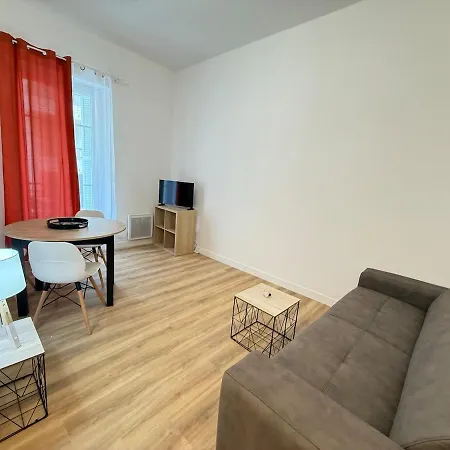 Apartment Amira Angely Vauban *
