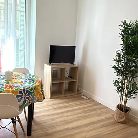 Amira Angely Vauban * Nice